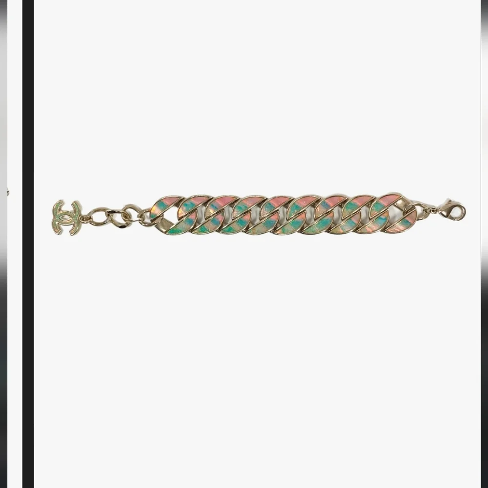 CHANEL IRIDESCENT CHUNKY CHAIN LINK BRACELET - Picture 6 of 7